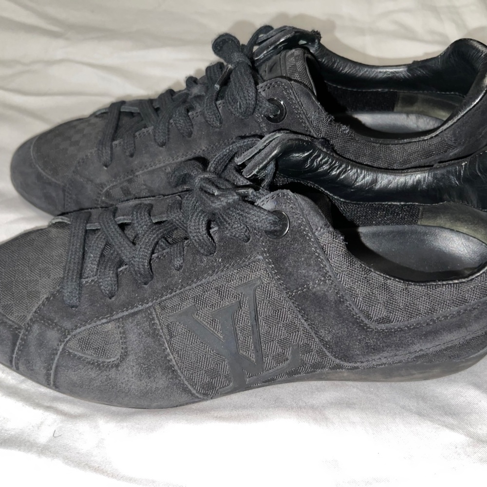 Louis Vuitton Men’s Sneakers (Size 7)
